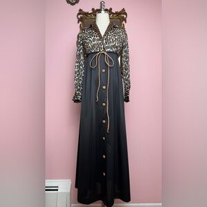Vintage 60s Vanity Fair Black Leopard Animal Print Hostess Collar Nightgown P